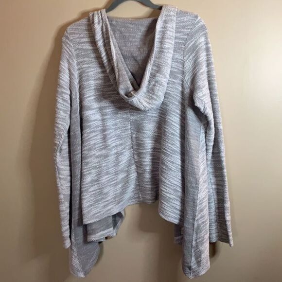 Hollister Grey Knit Cardigan - Picture 2 of 6